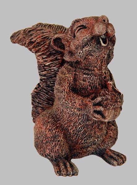 Hide a Key Squirrel Statue - Laughing Squirrel Key Safe Sculpture